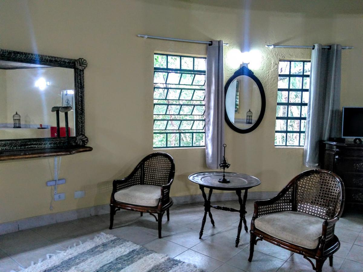 Villa Serena Bed & Breakfast Embu Exterior foto